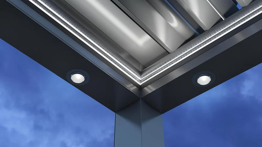 pg120p-detail-lighting_ultra_edit-hd